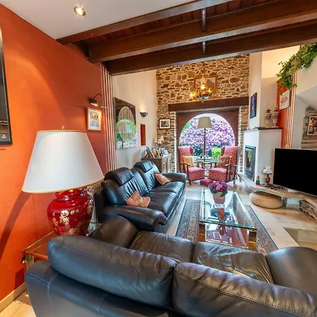 Aubepine In Sart Jalhay * Arbespine